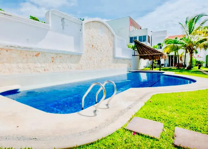 Playacar Pensión 4*
