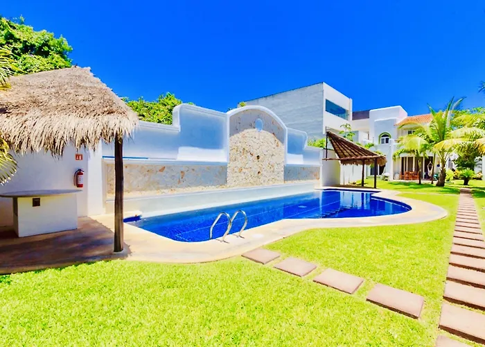 Pensión Playacar 4*